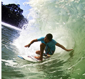 Playa Larga est une autre vague de classe mondiale avec ses puissantes vagues creuses et beaucoup de tubes quand la houle est forte